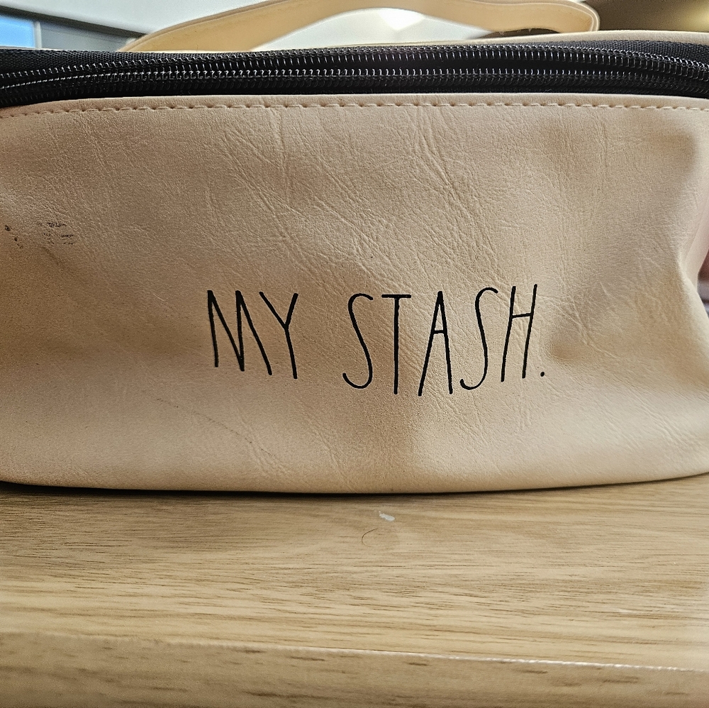 Rae Dunn cosmetic bag